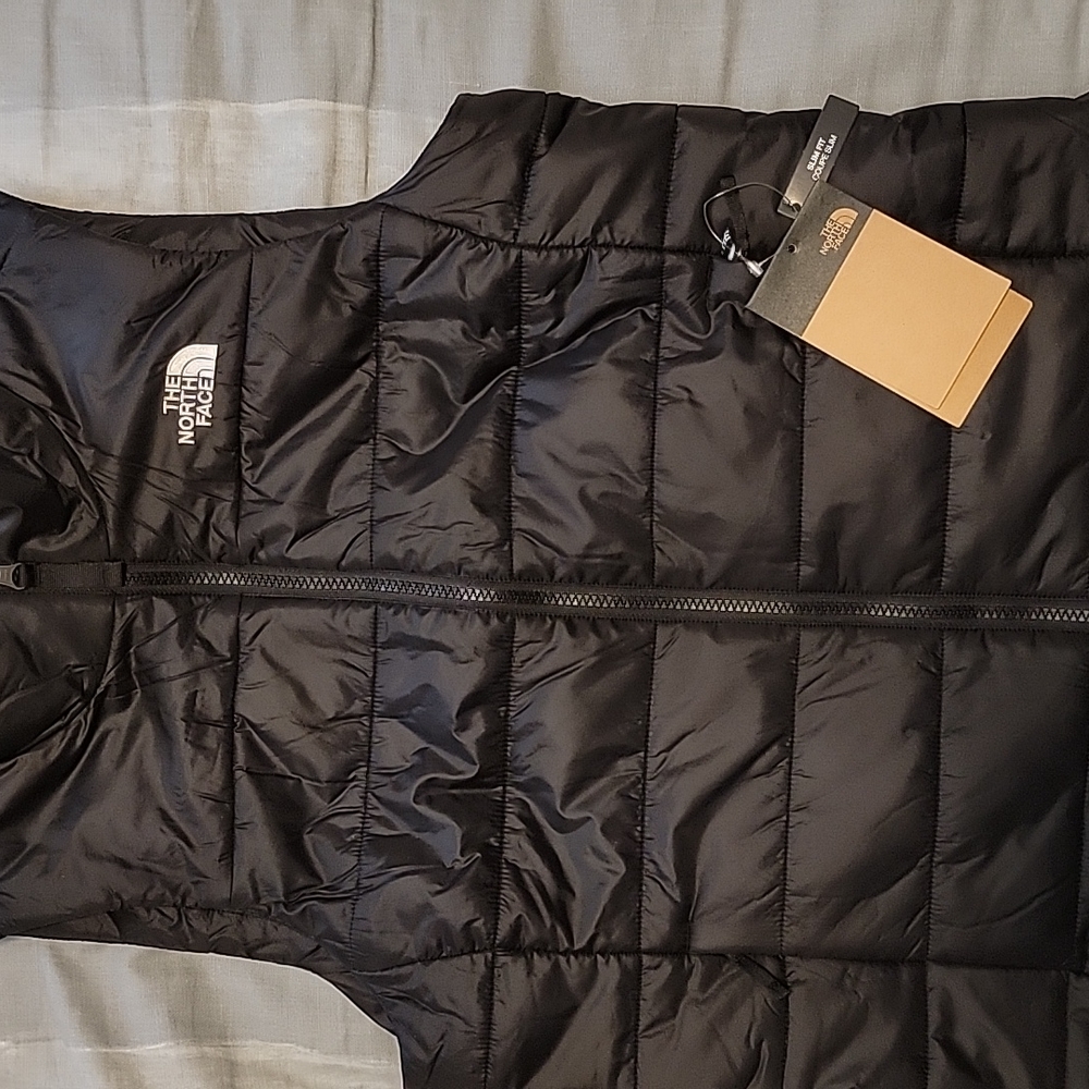NWT The North Face Puffer Vest M
